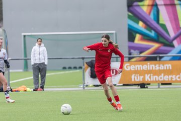 Bild 198 - wCJ Eimsbuettler TV : Altona 93 - Ergebnis: 1:1